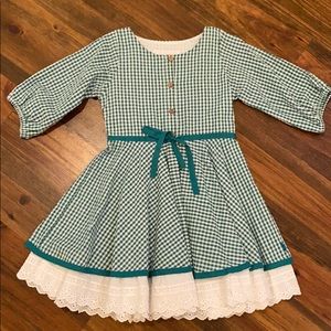 Well-dressed wolf plaid check in Jade size 6 EUC